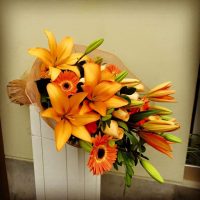 Bouquet de Lilis, Gerberas y Rosas - BOU10